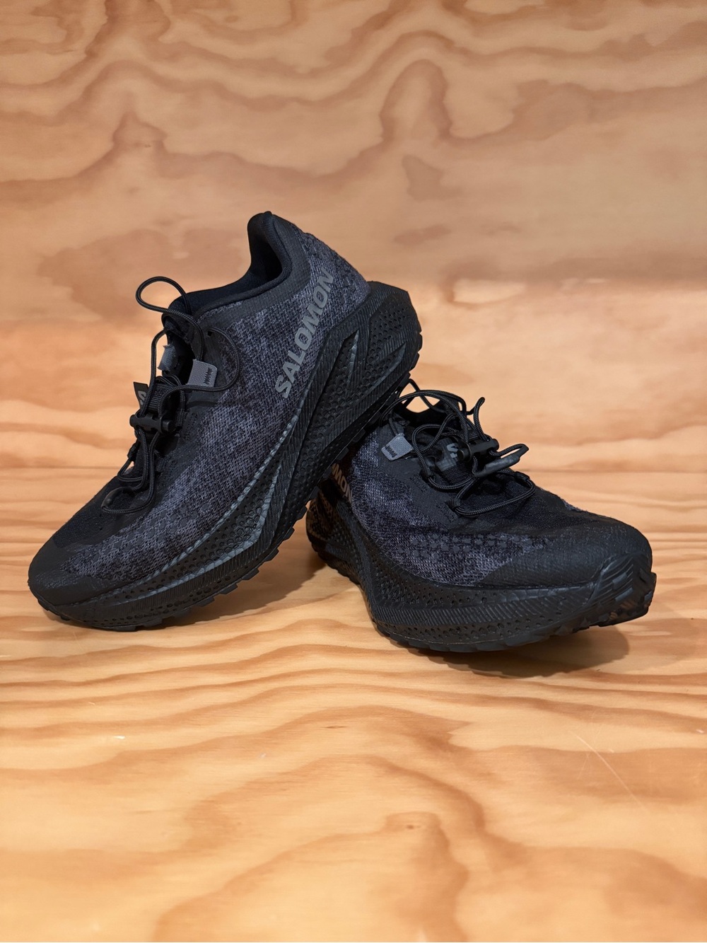 Salomon Aero Glide 4 Gravel Running Sneaker